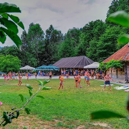 Bosa Noga Rzav Гостевой дом Arilje